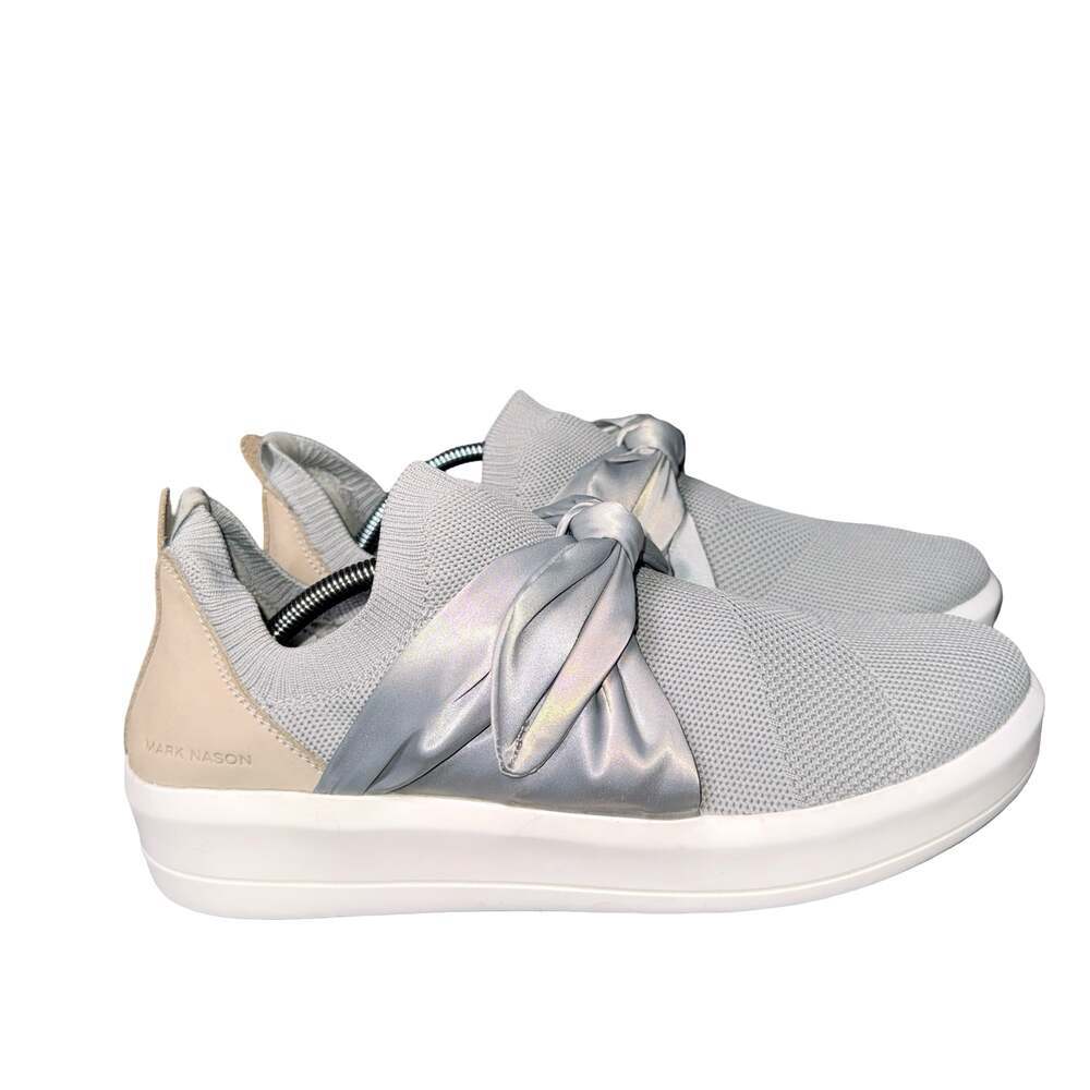 Mark Nason Los Angeles Women's Size 9.5 Slip-On Bow Sneakers SN 68862